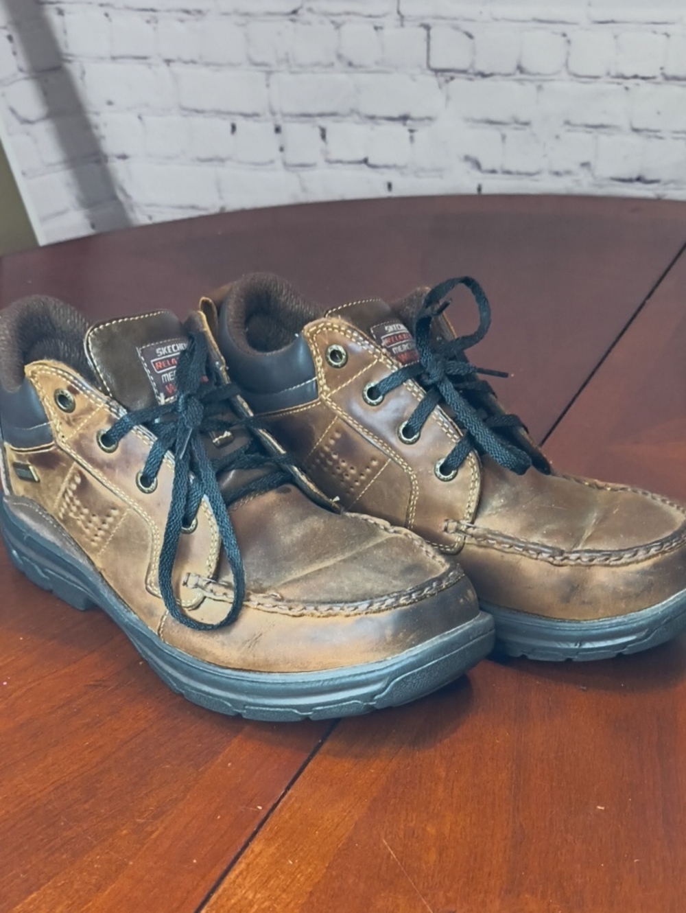 Memory Form Waterproof Skechers Leather Lace-Up Men's Boots with Black Laces AI